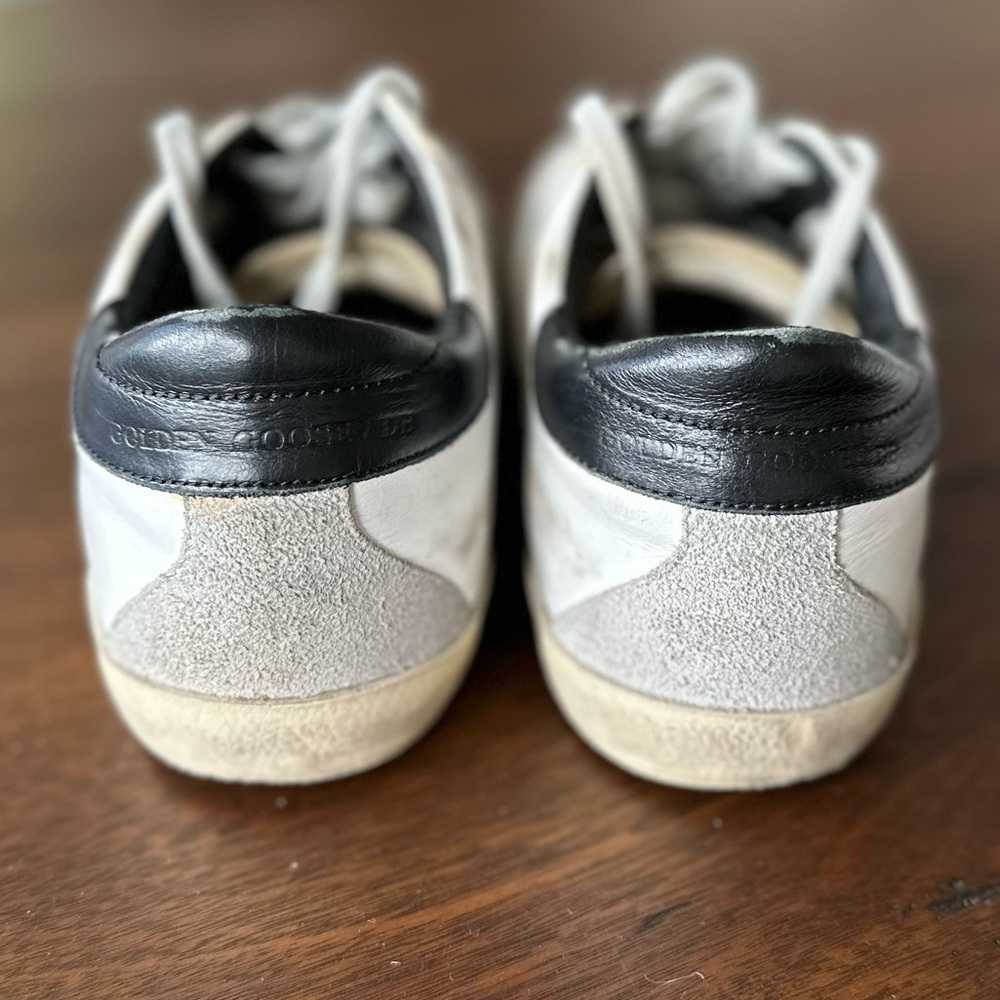 Golden Goose Women’s Super-Star low-top sneakers in black/white - Picture 9 of 13